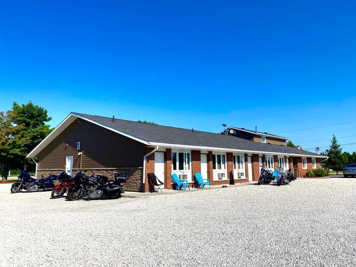 Manitoulin Inn Mindemoya Exterior foto